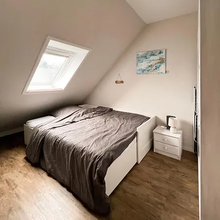 Zur Scholle Бюзум